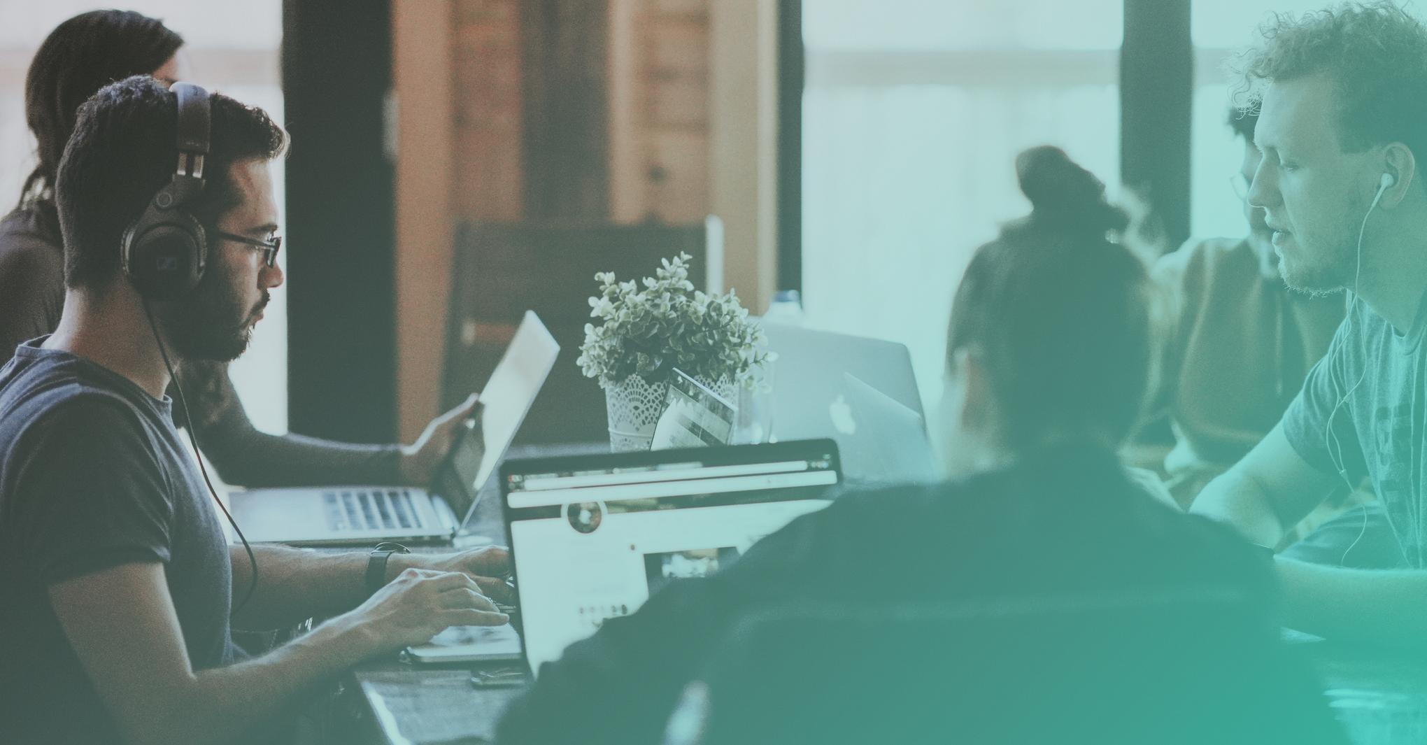 Featured image: Top 6 things to look for in a CRM for startups