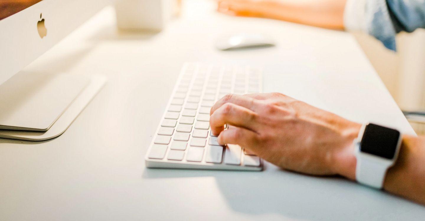 Featured image: How to send emails to undisclosed recipients in Gmail
